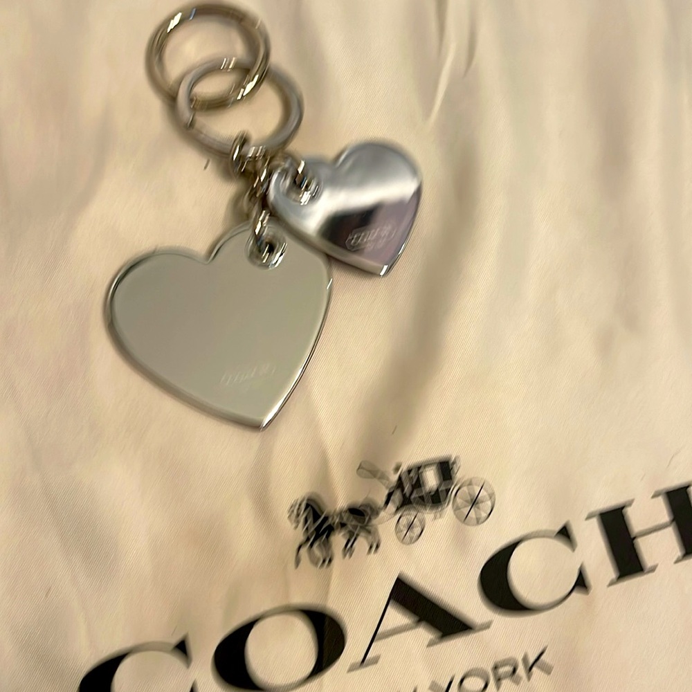 Coach  Double Heart  Heart Keychain - Picture 4 of 4